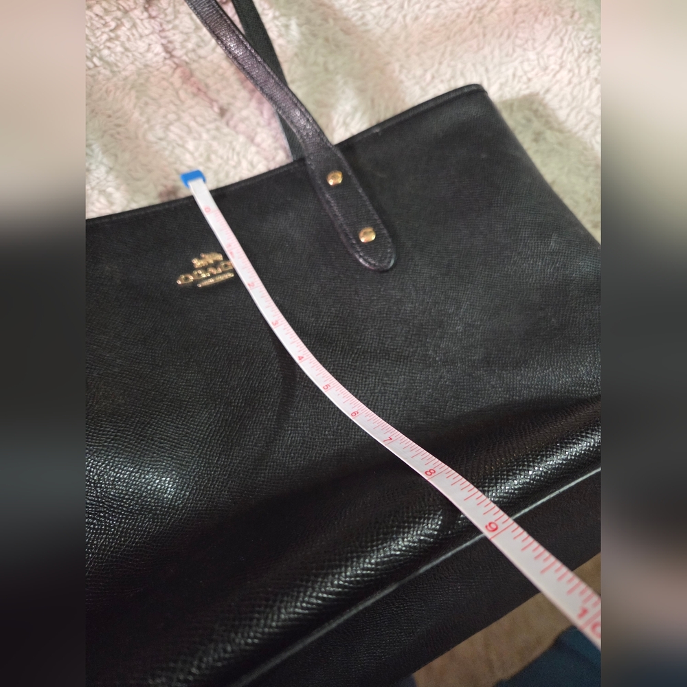 Authentic Coach Black Leather Tote Bag - 2022 - Picture 16 of 16